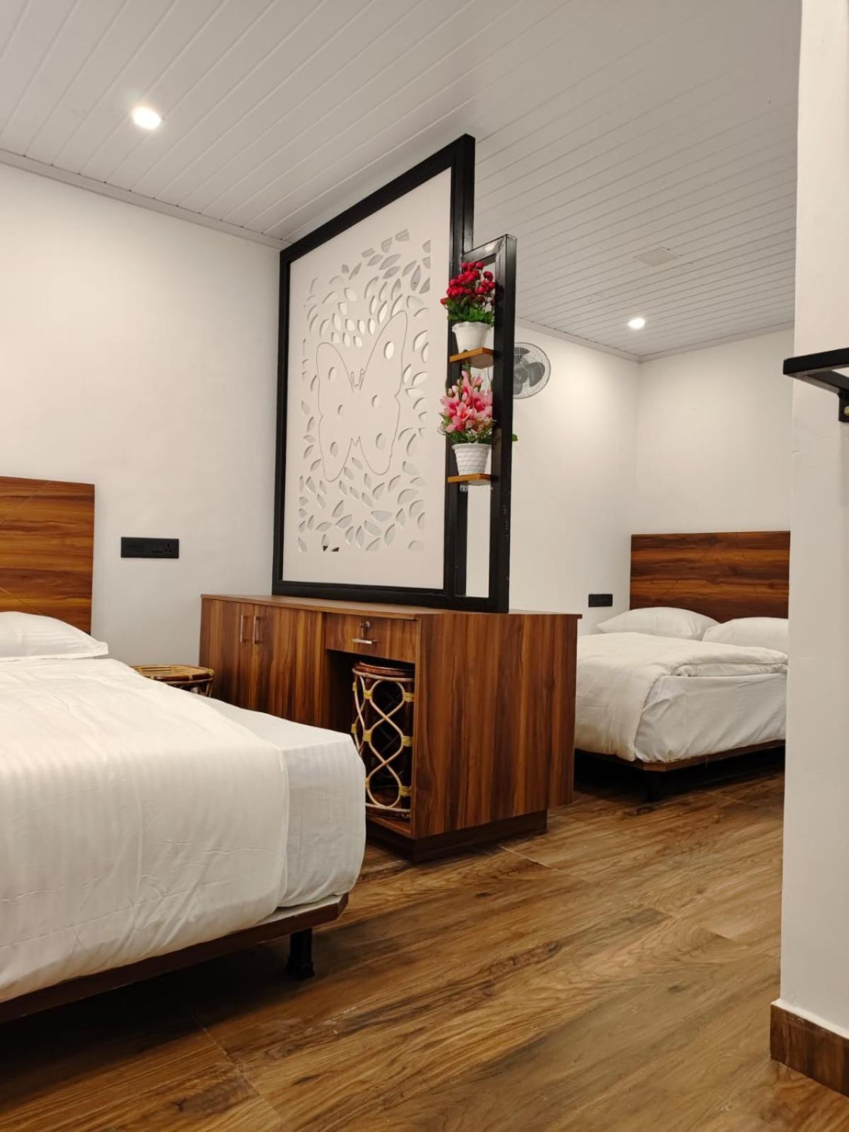 Birdwing Cottage, Munnar Extérieur photo